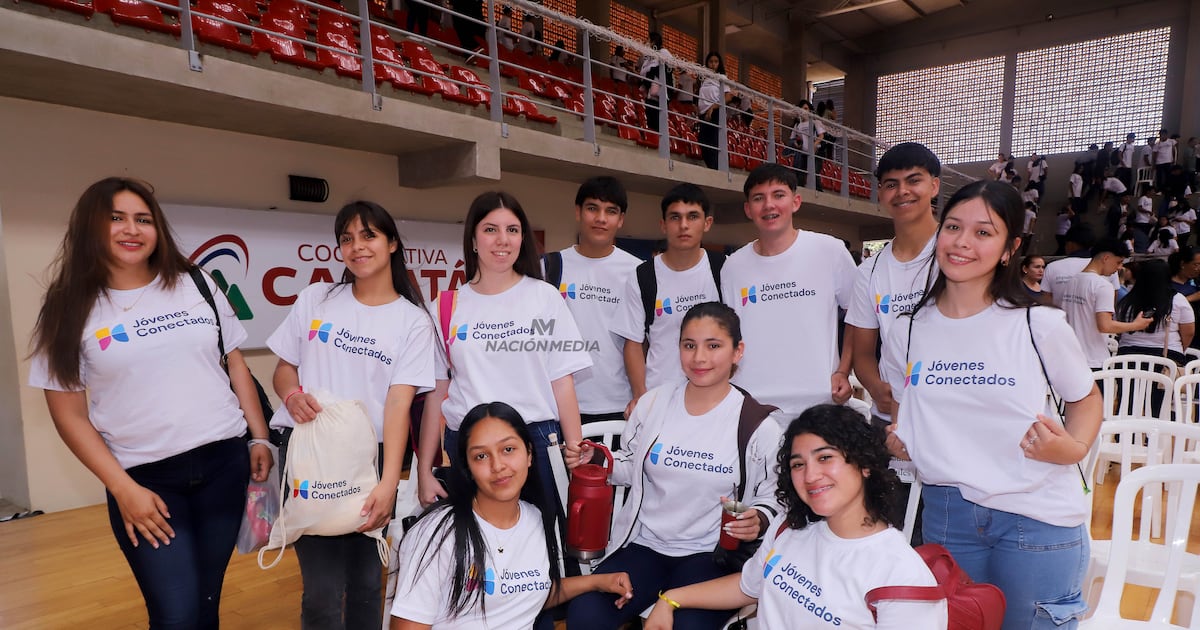 Programa Jóvenes Conectados se expande y beneficiará a más de 35.000 estudiantes para 2026
