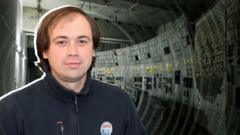 Cientista investiga as profundidades radioativas do reator de Chernobyl para garantir a segurança nuclear