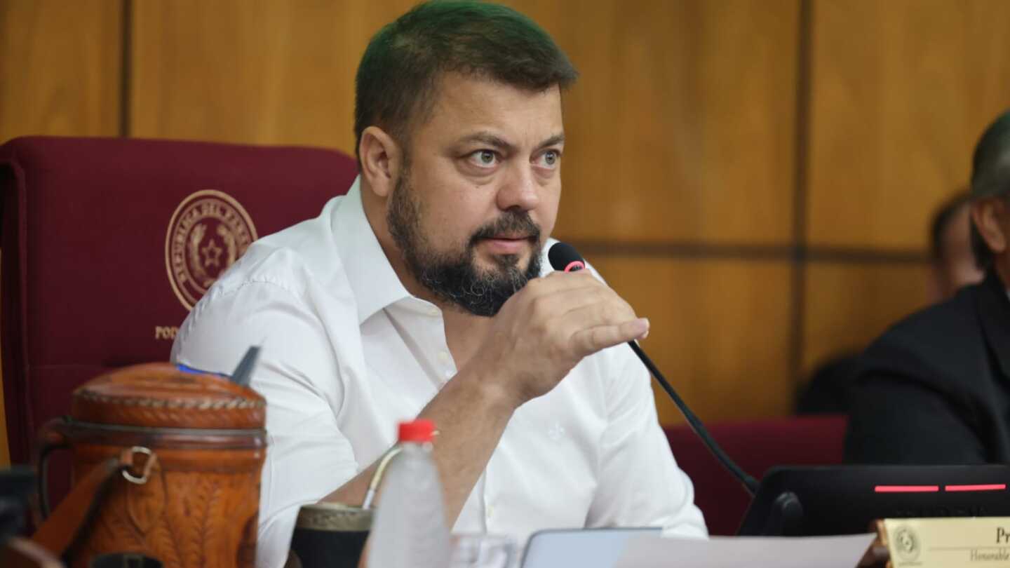 Senador propone transferir fondos de Hambre Cero a municipalidades