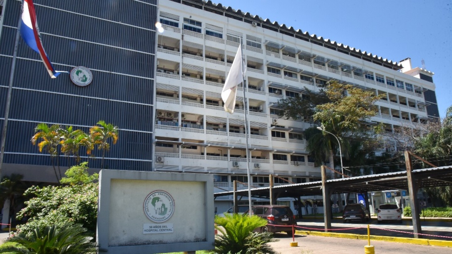 Se fue Brítez, pero la mayoría de los consejeros siguen atornillados