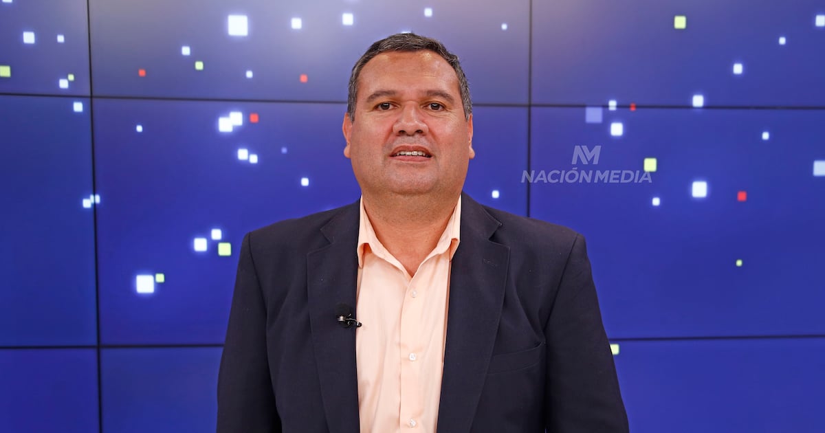 Horacio Cartes retoma atividades na ANR com chamado à unidade partidária