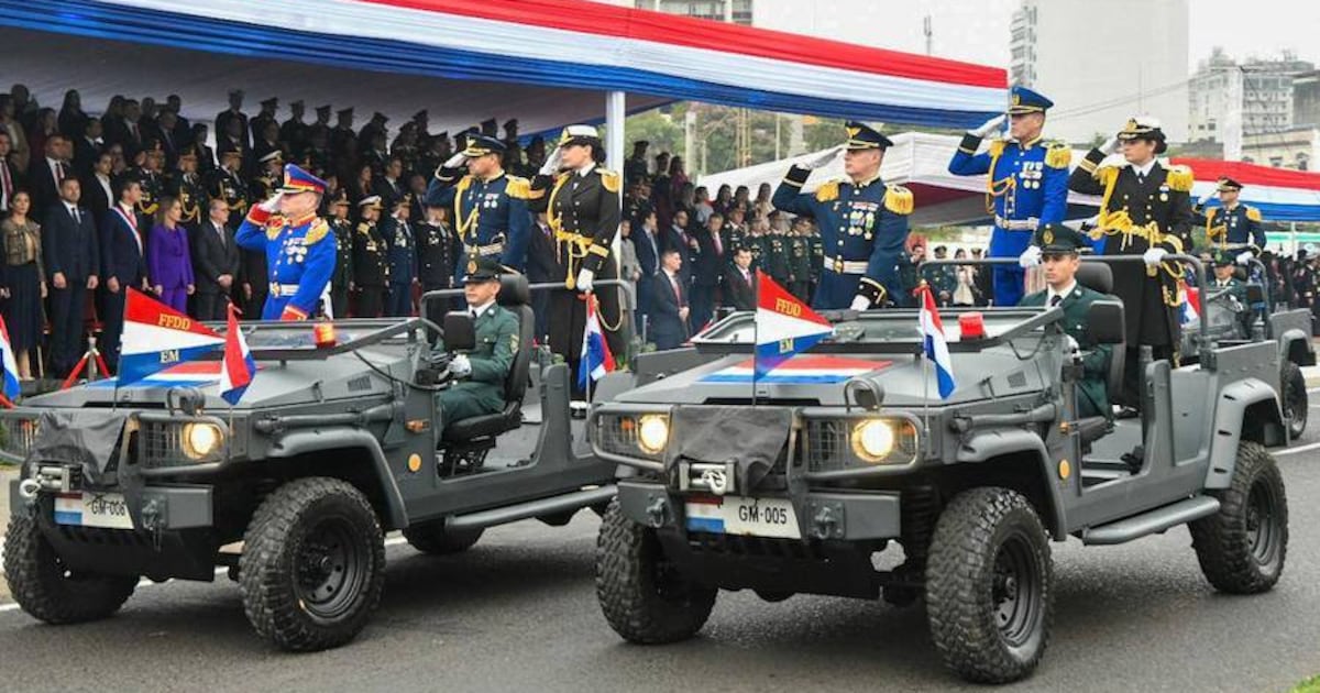 Gobierno oficializa realización del desfile militar por fiestas patrias
