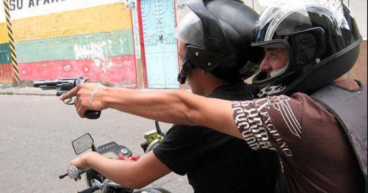El exsenador Armando Espínola fue asaltado a punta de pistola frente a su casa