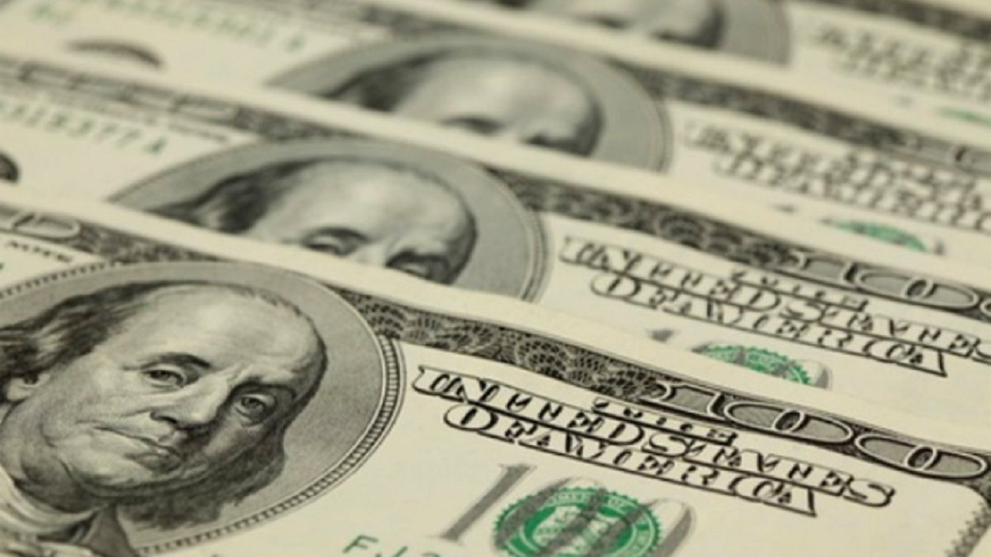 Caída del dólar presiona márgenes y obliga a recalcular inversión, indican
