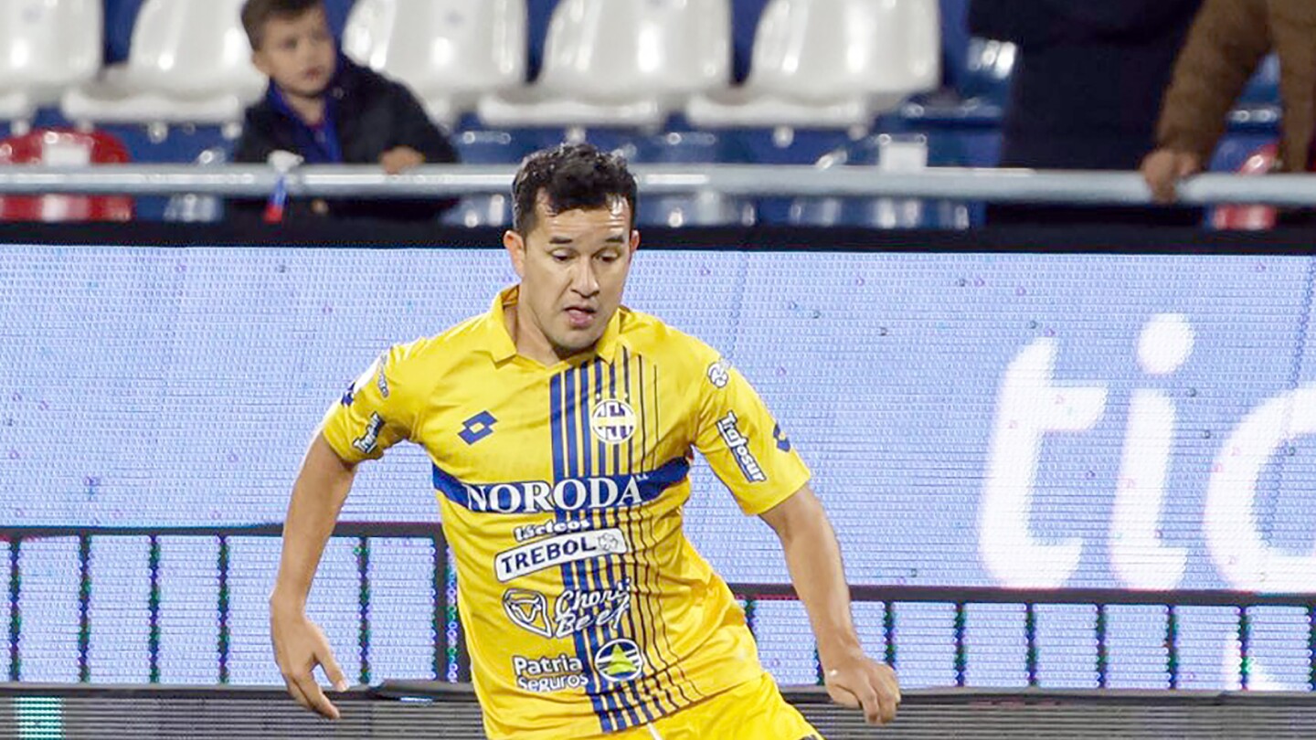 Néstor Camacho se acerca al récord histórico de goles en la Primera División
