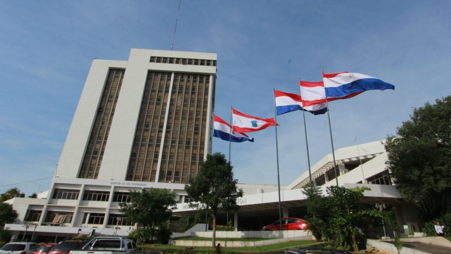 Registros de conducir de Asunción vencen a fin de mayo