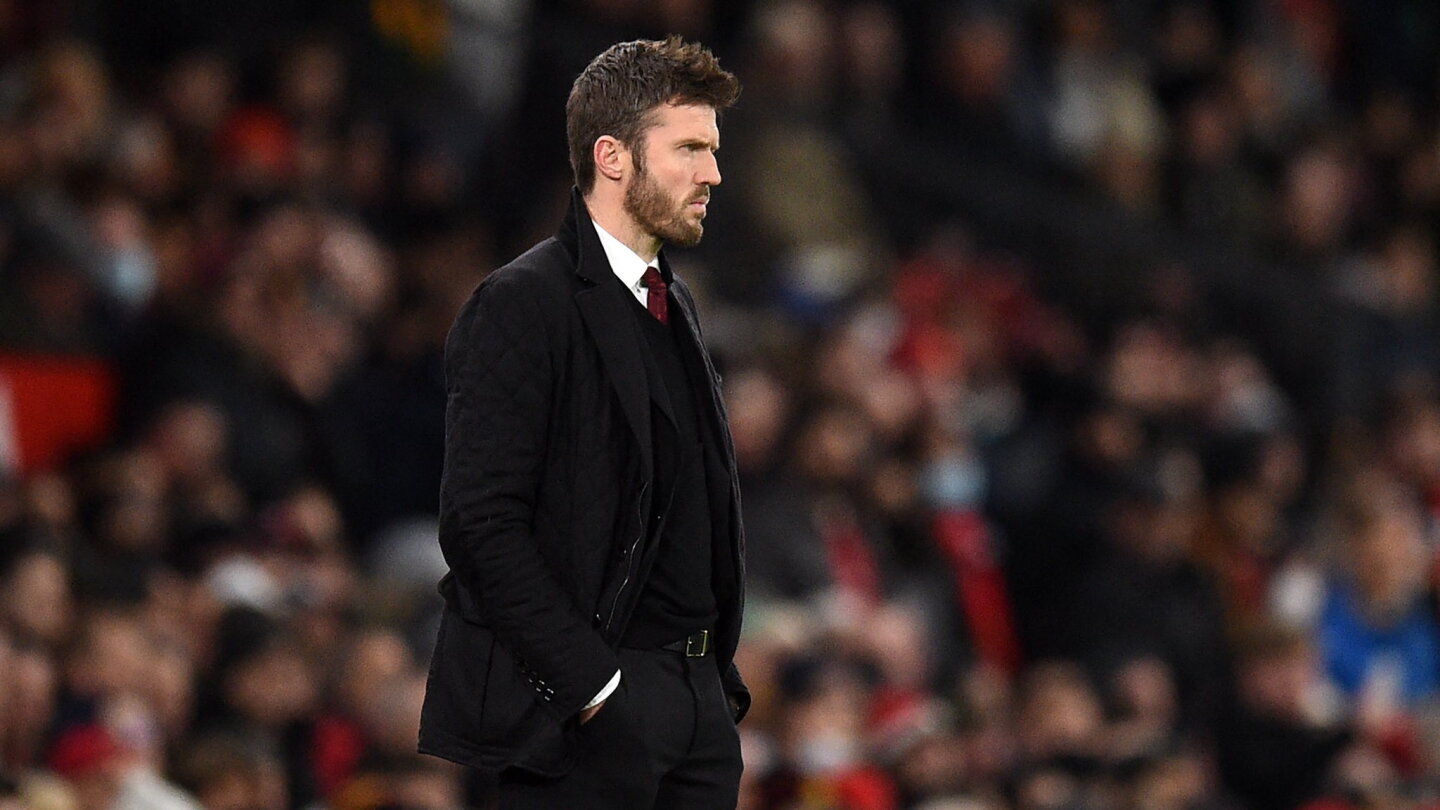 Michael Carrick es confirmado como técnico permanente del Manchester United