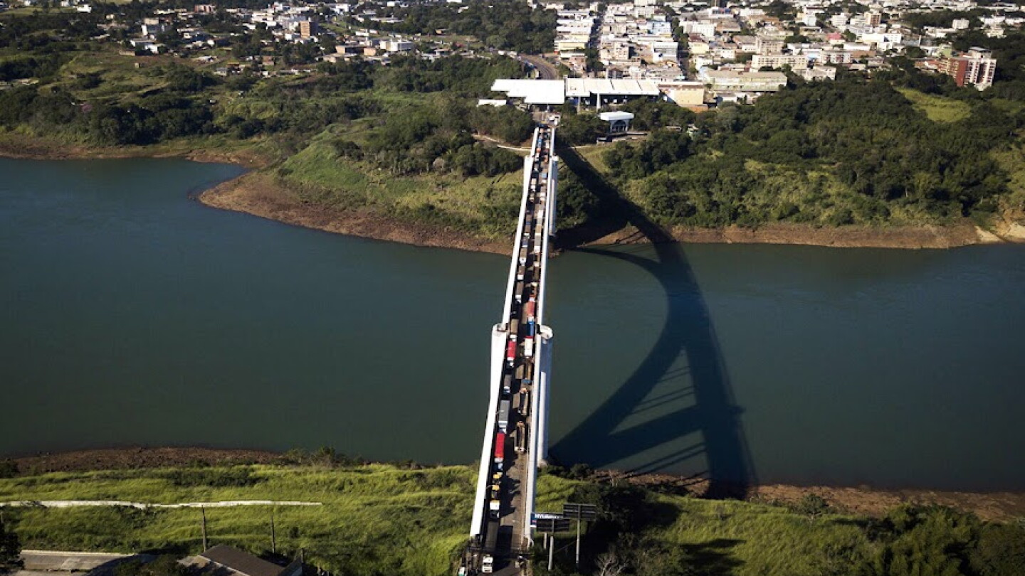 Saturación en el Puente de la Amistad: desafíos en la conectividad fronteriza