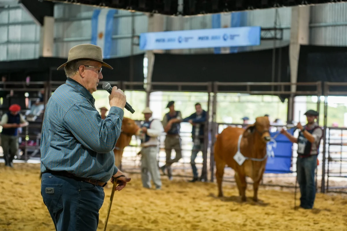 Helmut Klassen destacó el nivel del Brahman argentino y valoró el aporte de la raza a la ganadería regional