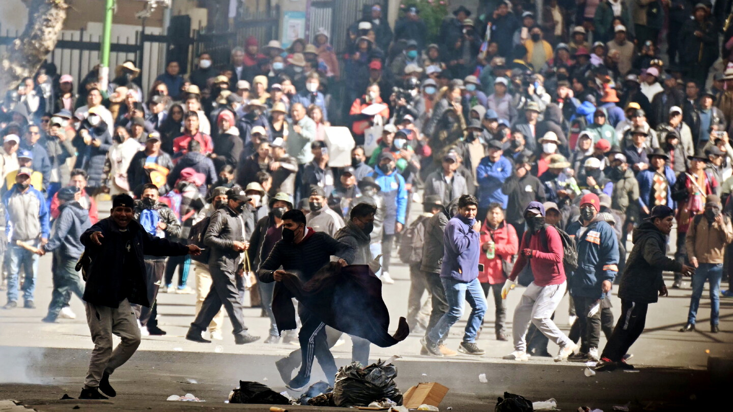 Bolivia en llamas: Cuarta semana de conflictos sin visos de diálogo