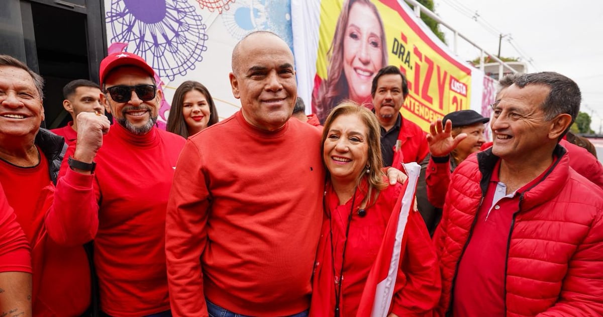 Lizy Giménez cierra campaña con fuerte respaldo ciudadano en Fdo. de la Mora