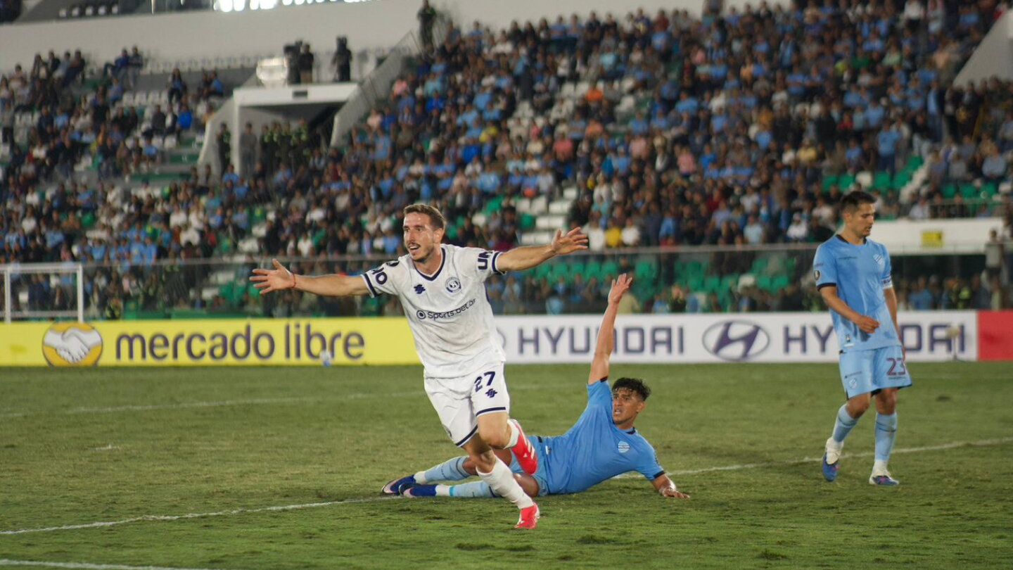 Bolívar cae ante el ya clasificado Independiente Rivadavia y pasa a la Sudamericana