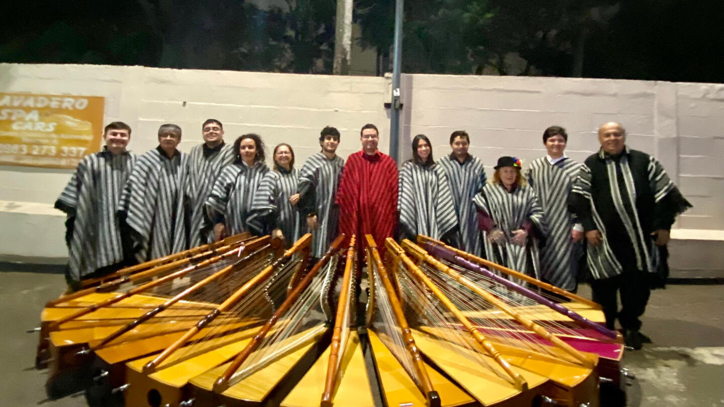 El arpa paraguaya experimenta un renacimiento cultural con nuevas iniciativas educativas