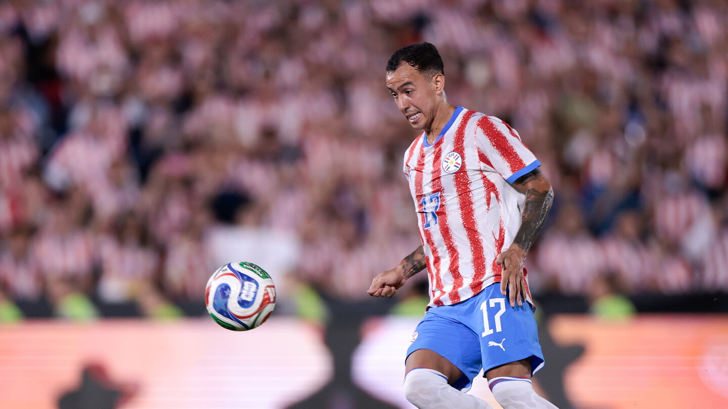 Kaku Romero renueva contrato con el Al Ain