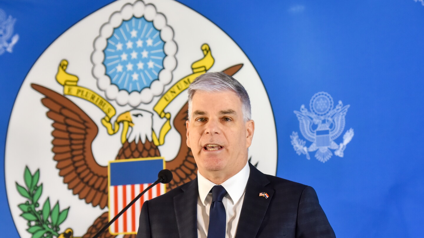 Ex embajador Ostfield tras partido de Paraguay y EEUU: “Nos une el fútbol y la amistad”