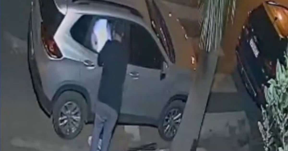 Criminosos esvaziaram camionete de uma mulher no bairro San Vicente de Asunción