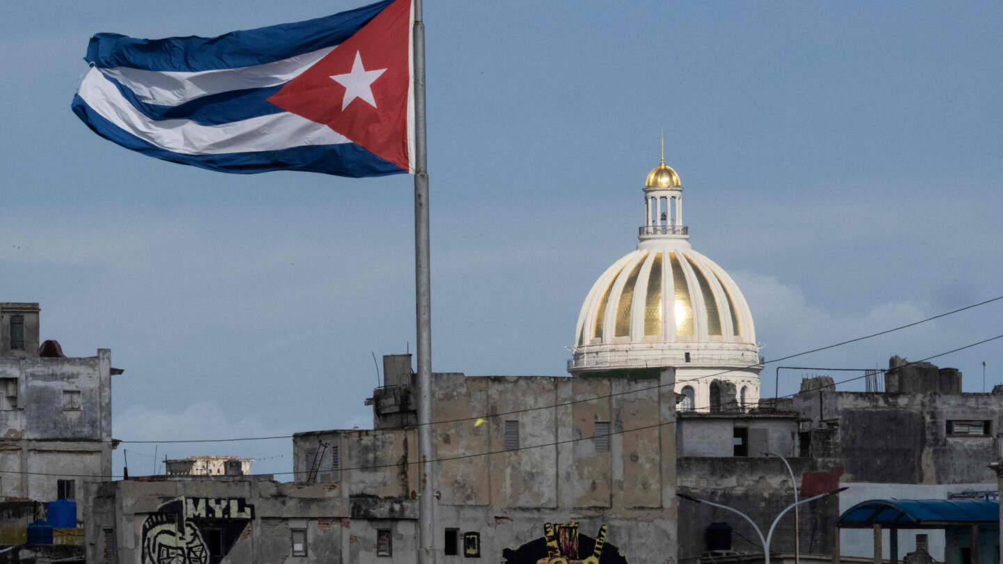 Cuba anuncia reformas económicas de apertura de mercado