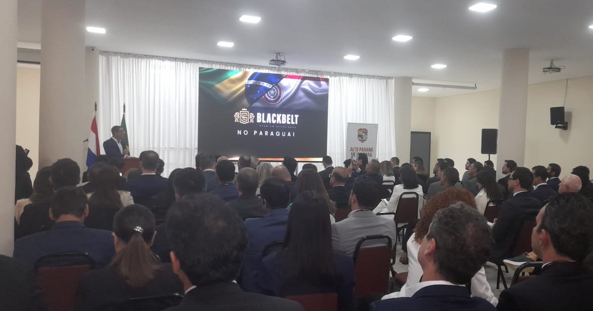 Mais de 140 empresários brasileiros exploram oportunidades de investimento no Paraguai