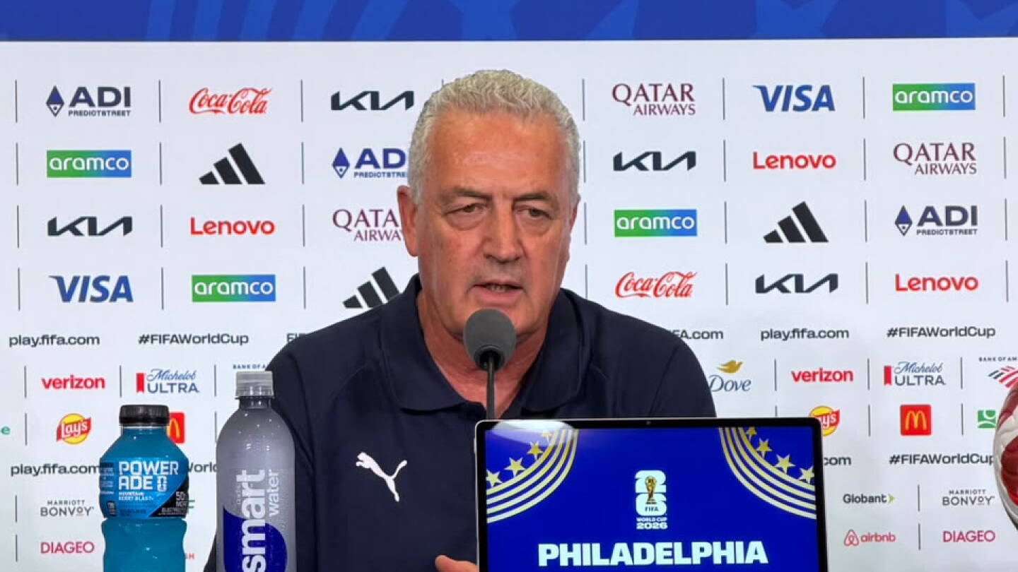 Gustavo Alfaro: "Será una historia diferente ante Francia"