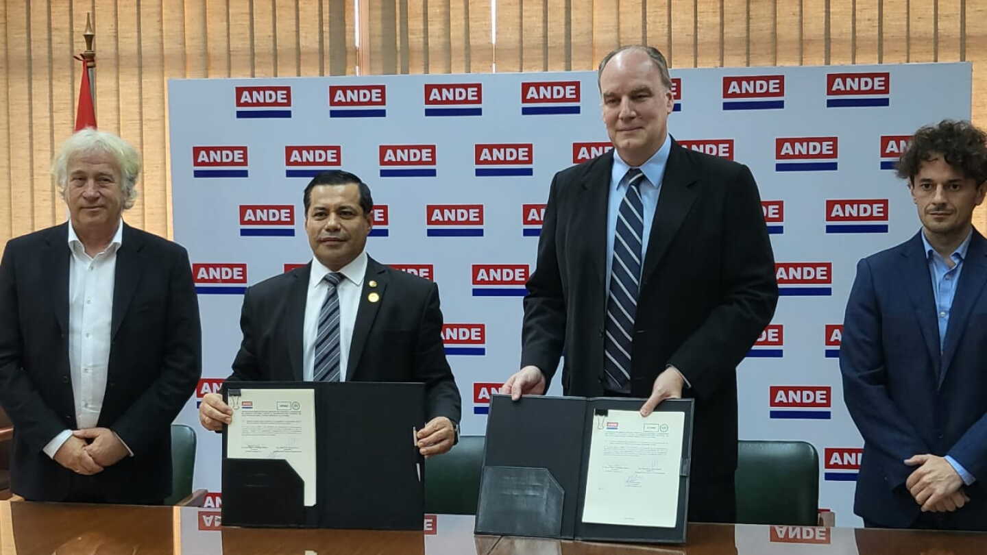 Atome busca resolución “amistosa” con la ANDE