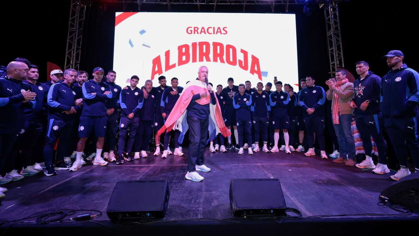 Recibimiento emotivo a la Selección Paraguaya tras su participación en la Copa del Mundo 2026