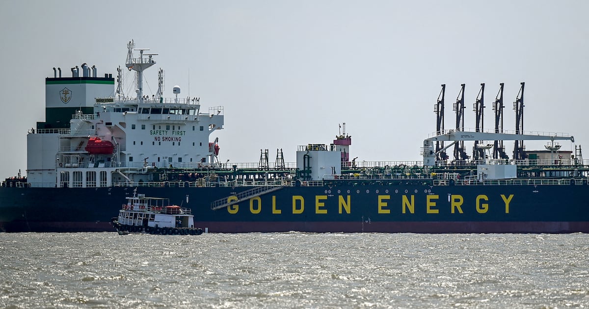 Precios del petróleo continúan al alza ante conflicto en Oriente Medio